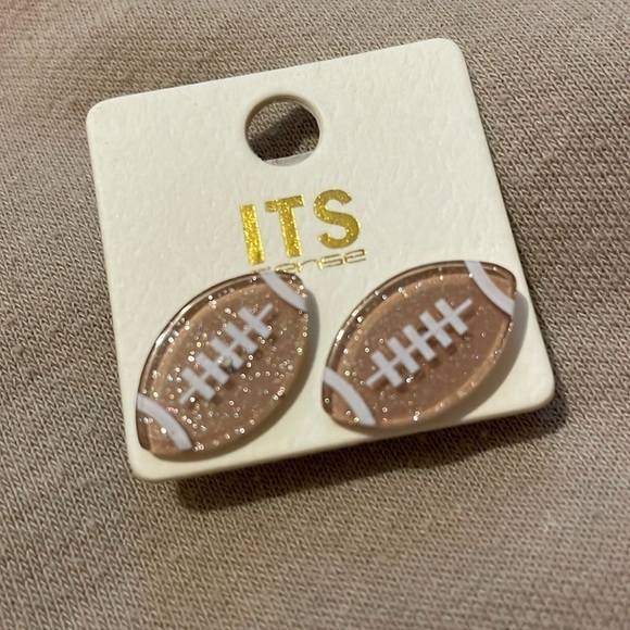Jewelry - 🏈 Football Earrings